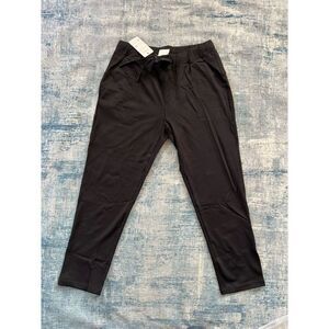 NWT! Yogipace Black Cropped Ankle On The Fly Pants Small